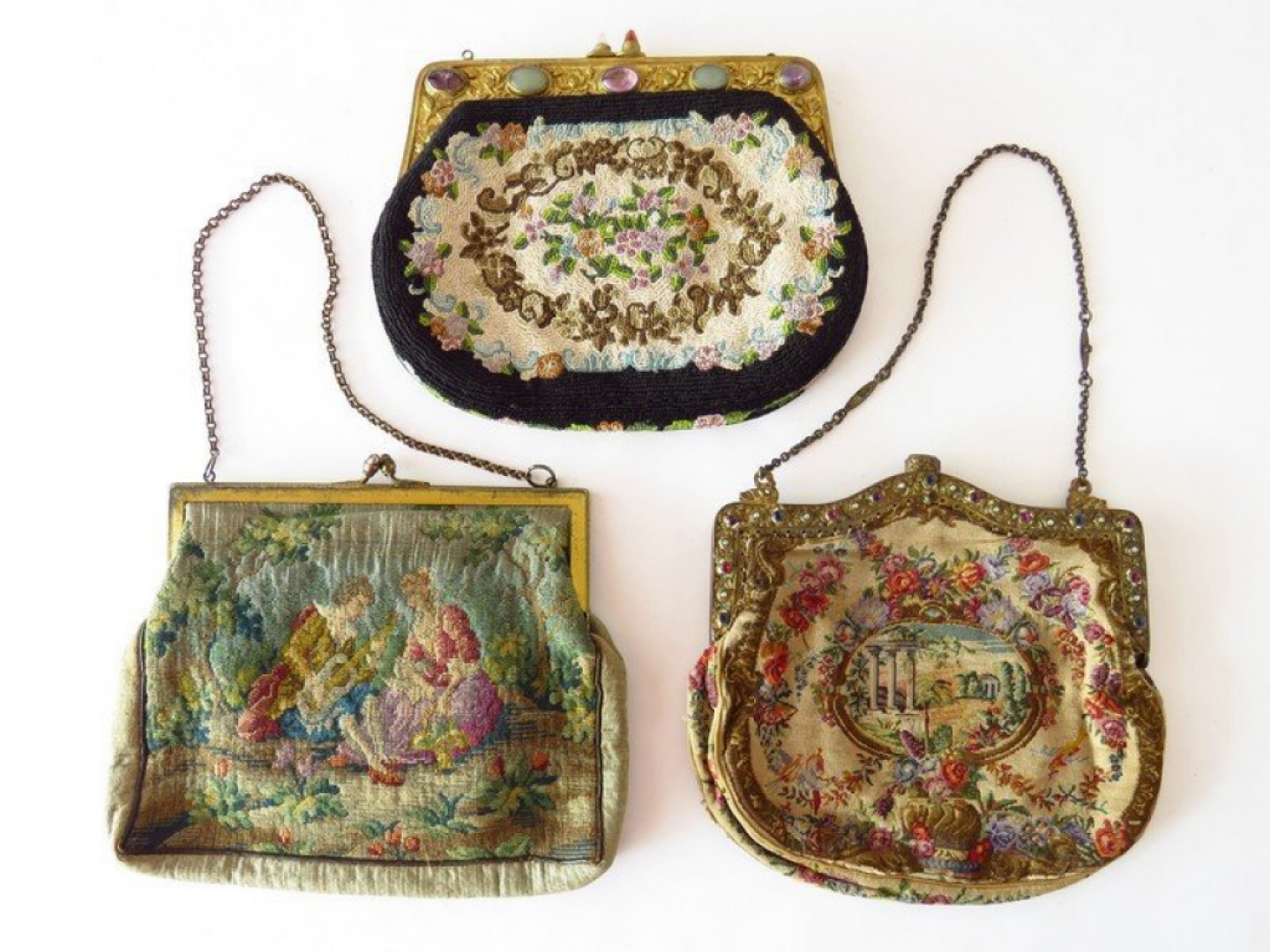 Aj kabelky majú svoju históriu. Ako sa menili?